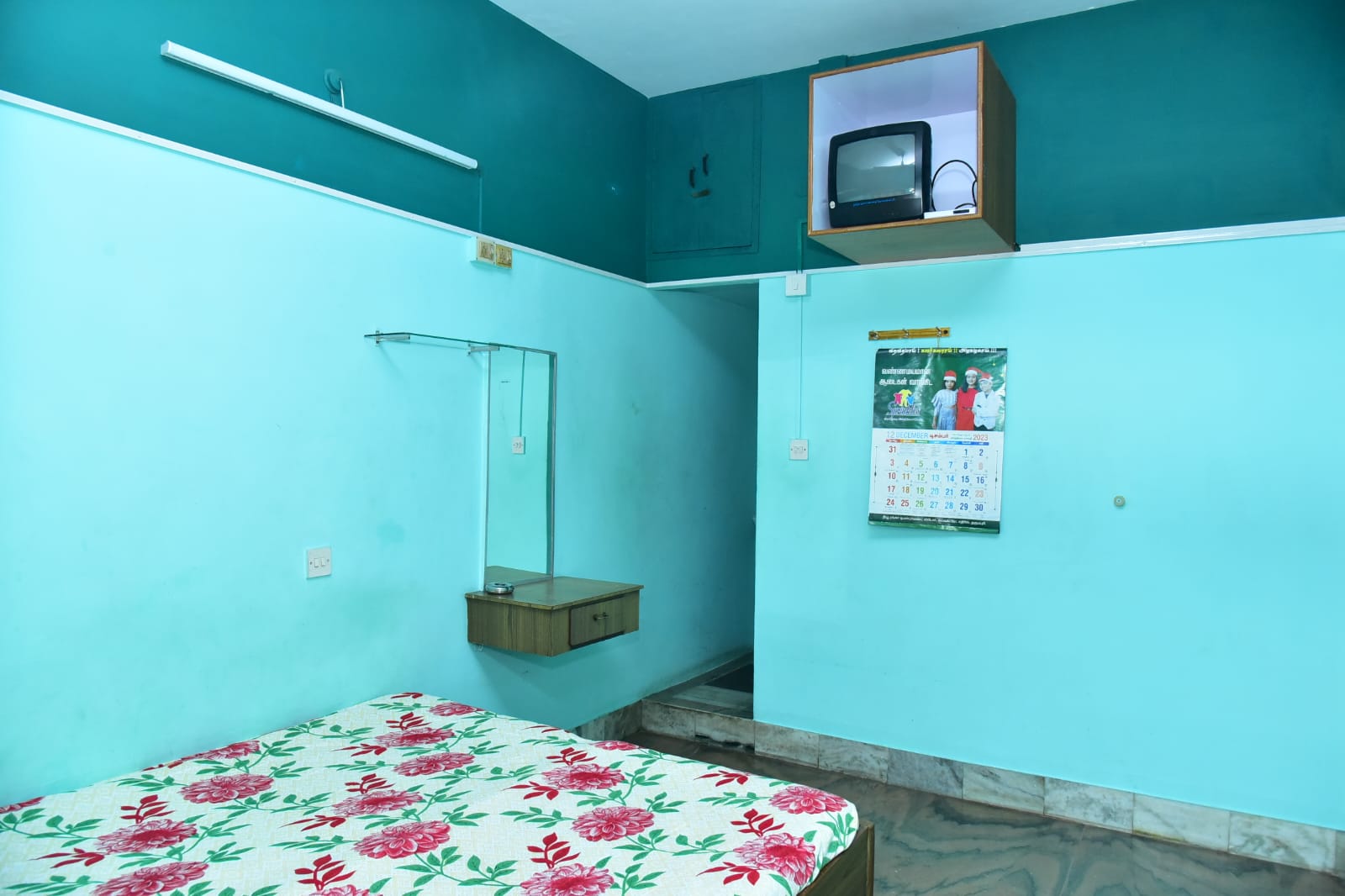 Clean Bathroom RKS Lodge